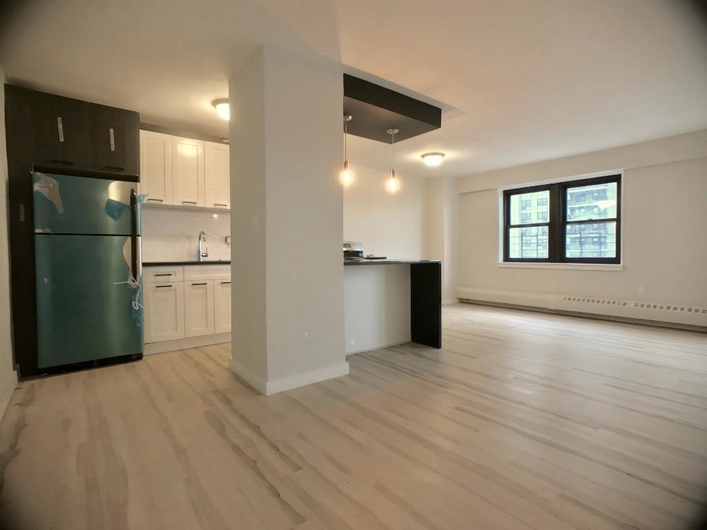 260 Audubon Avenue - Photo 7