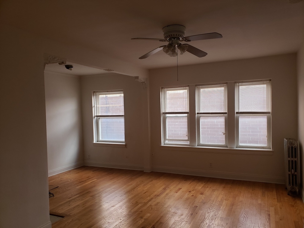 4824 North Damen Avenue - Photo 1