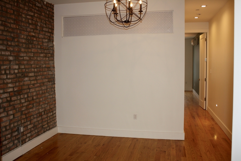 1340 Hancock Street - Photo 2