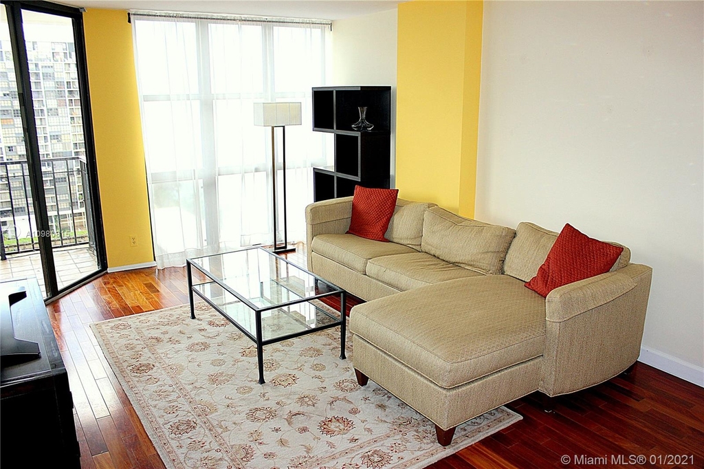 1925 Brickell Avenue - Photo 1