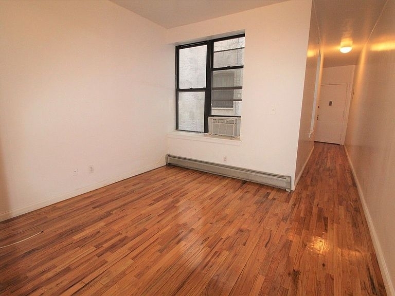 462 17th Street - Photo 2