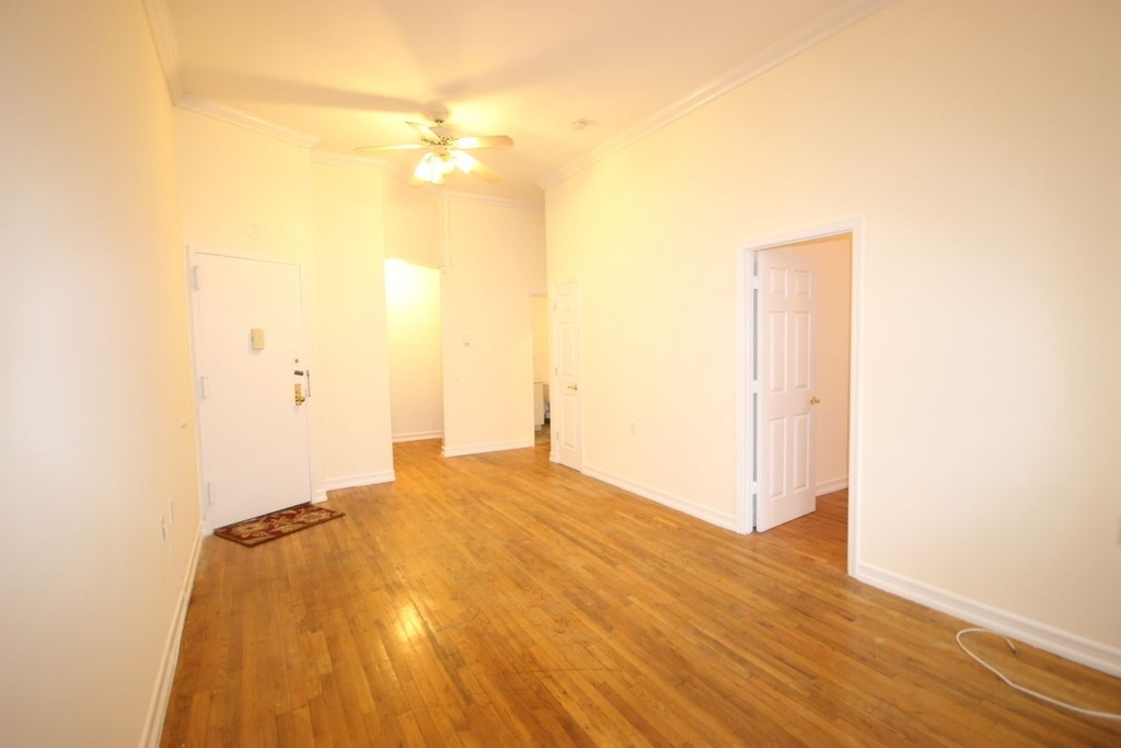 786 Amsterdam Avenue - Photo 1