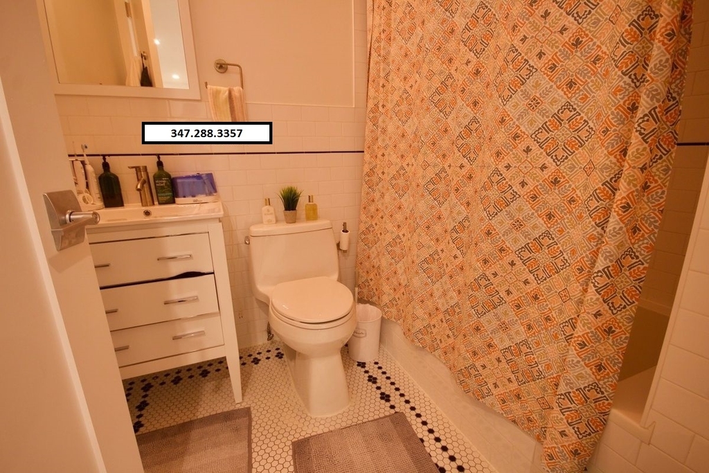 1068 Lafayette Avenue - Photo 6