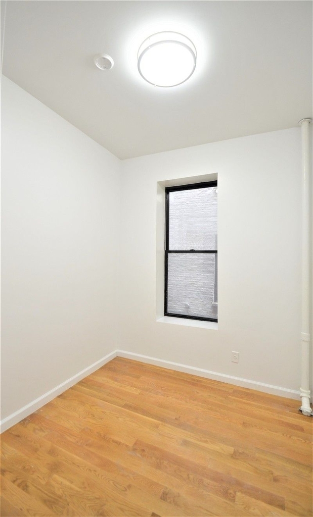 277 West 150th Street - Photo 4