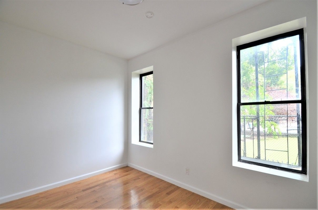 277 West 150th Street - Photo 3