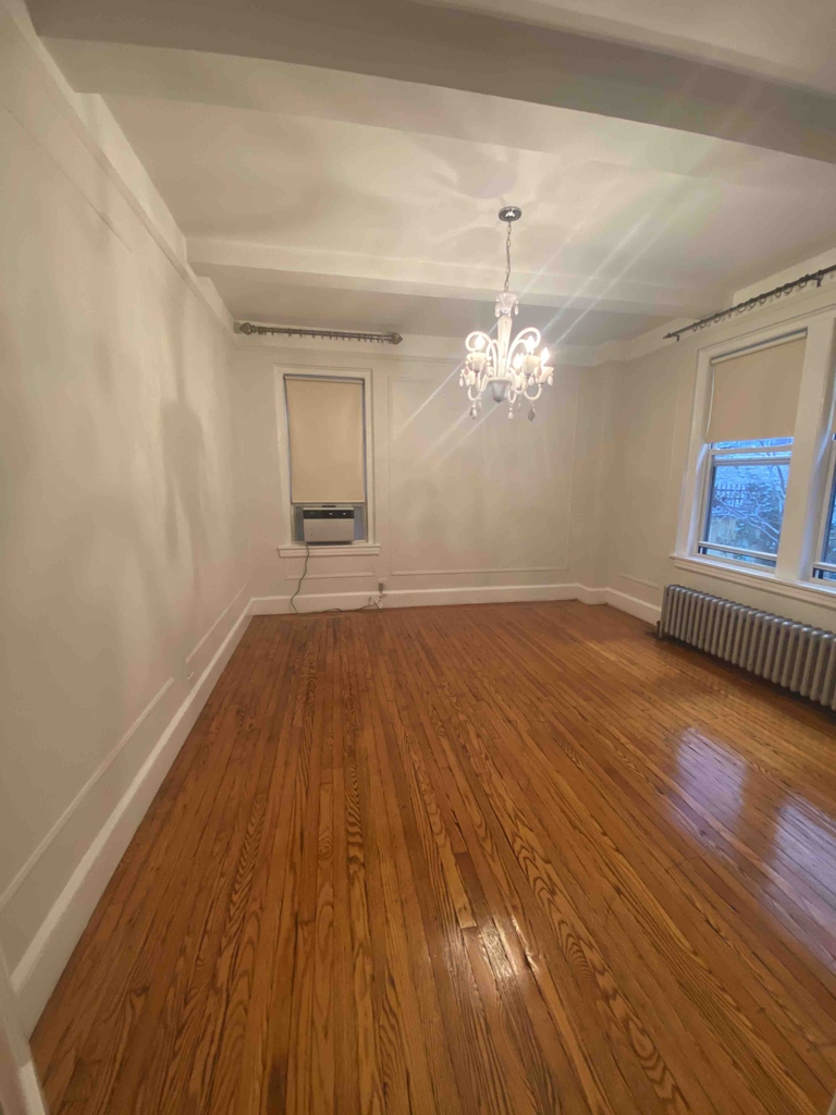 425 East 51st Street - Photo 6