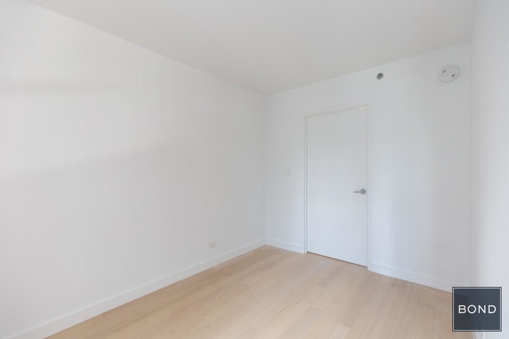 222 East 39th Street ZIP 10016 - Photo 4