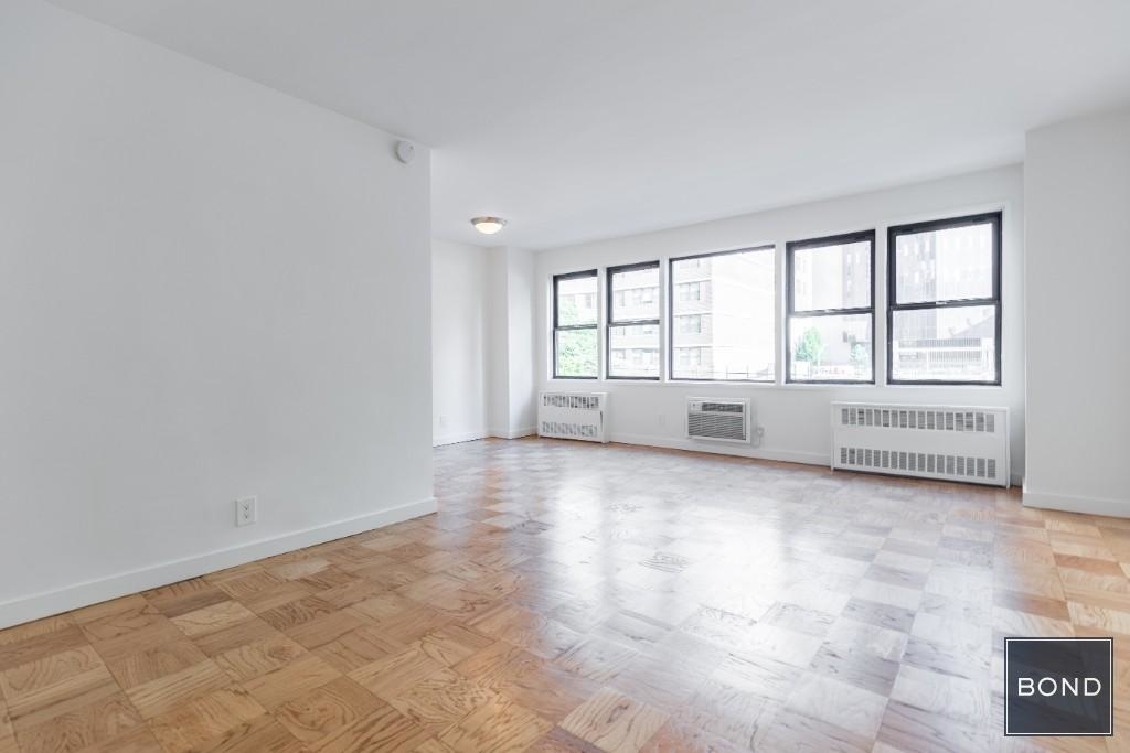 236 East 36th Street - Photo 0