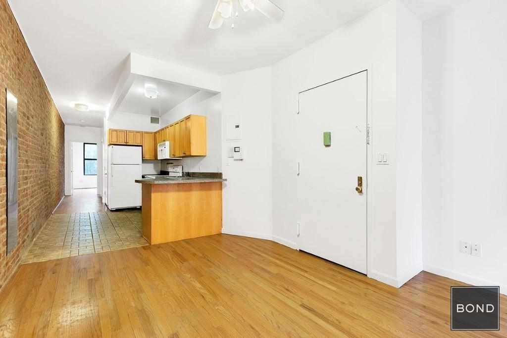 449 West 48th Street ZIP 10019 - Photo 2