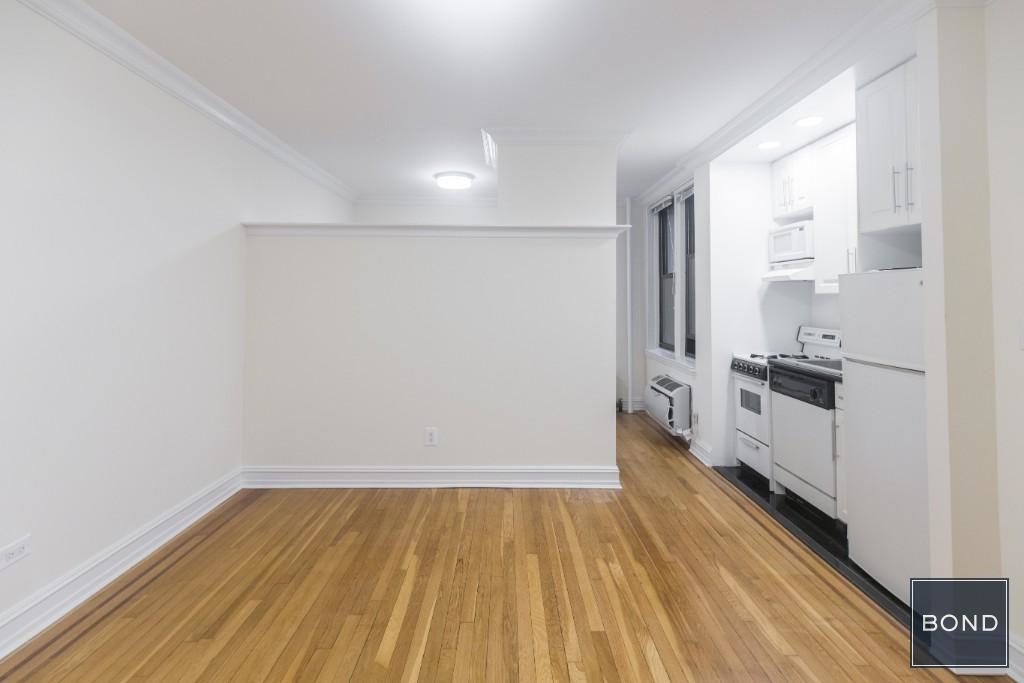 214 East 51st Street - Photo 1