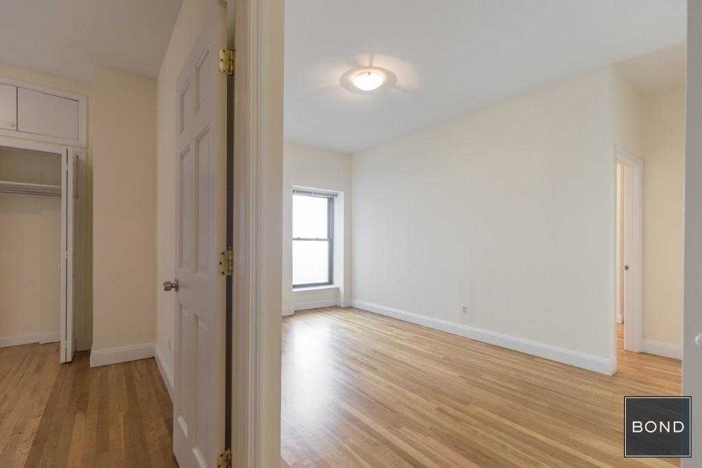 126 East 24th Street ZIP 10010 - Photo 1