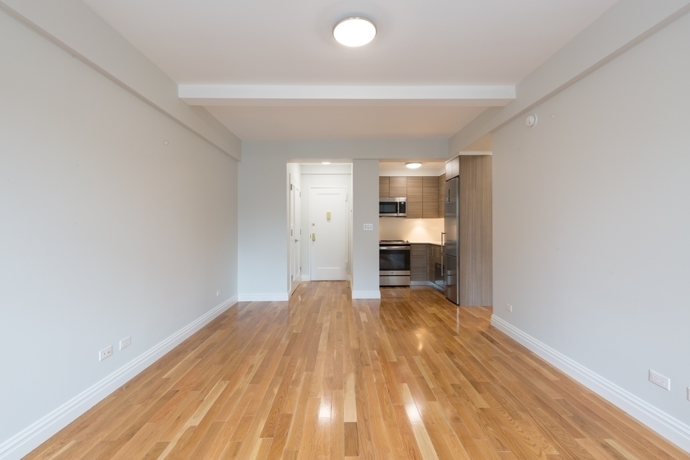 210 W 70th Street - Photo 1