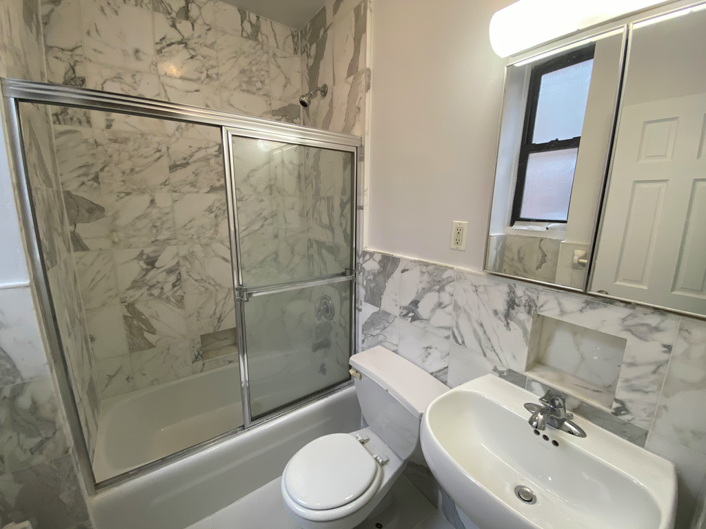 126 East 24th Street - Photo 9