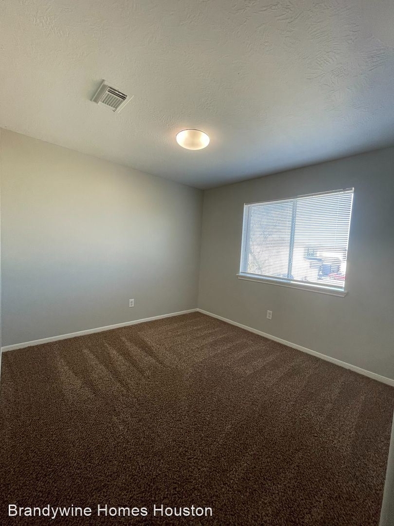 12815 Cobden Court - Photo 17