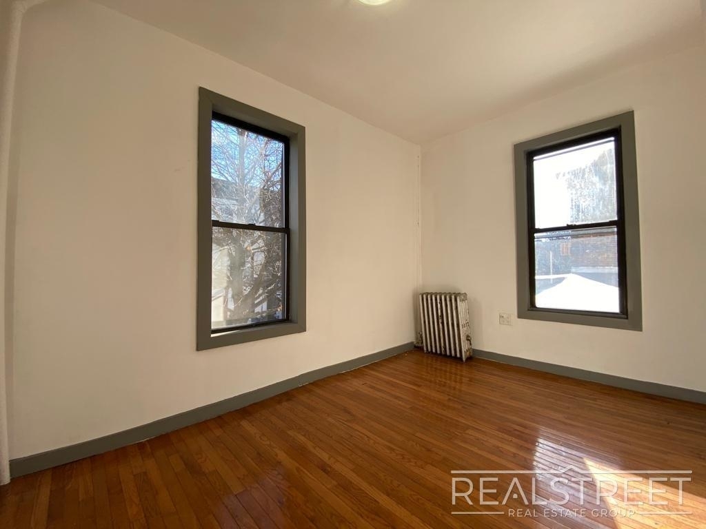 234 Troy Avenue - Photo 3