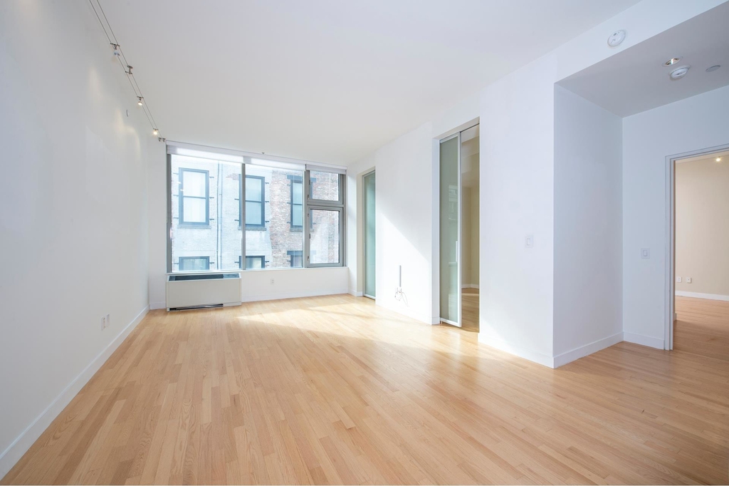 650 Sixth Ave - Photo 2