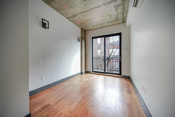 148 Bleecker Street - Photo 2