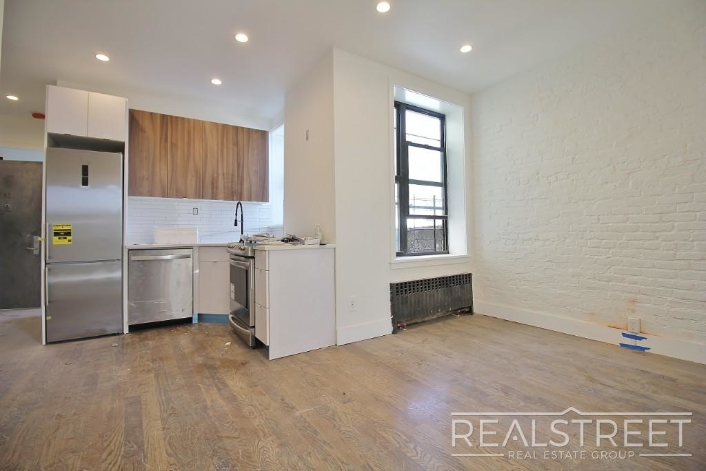 249 Midwood Street - Photo 0