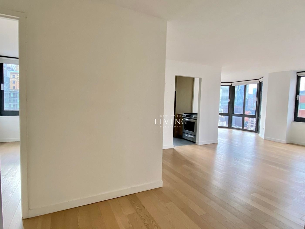 105 Duane Street - Photo 6