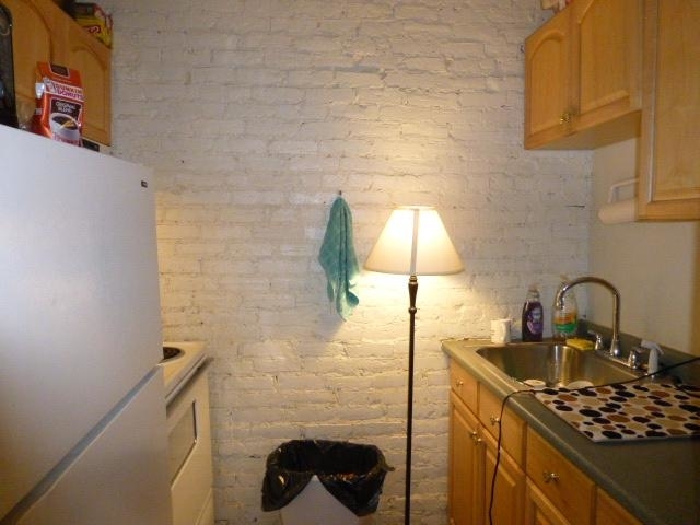 896 Huntington Ave. - Photo 3