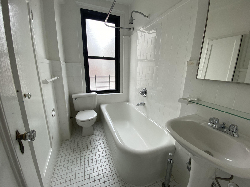 400 East 58th Street - Photo 8