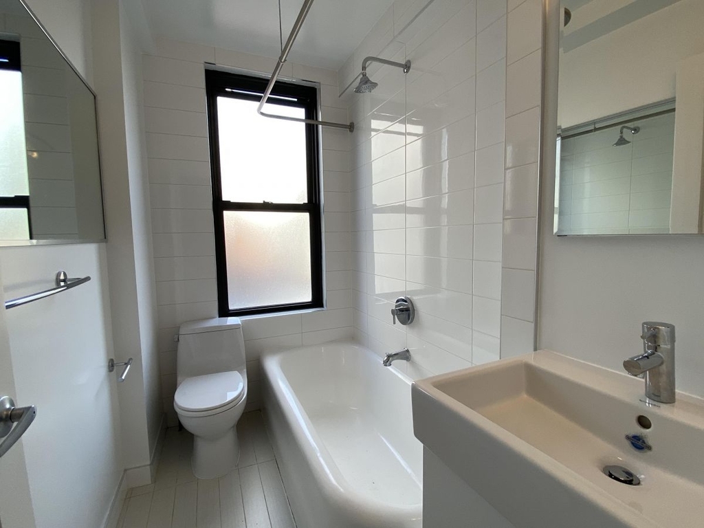 400 East 58th Street - Photo 10