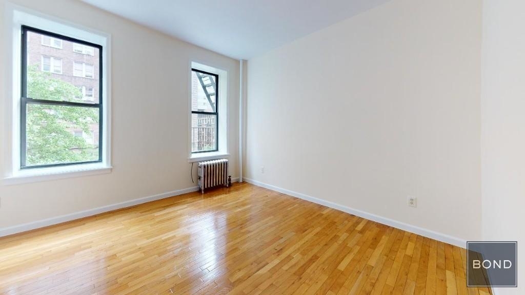 711 Second Avenue apt 4A - Photo 0