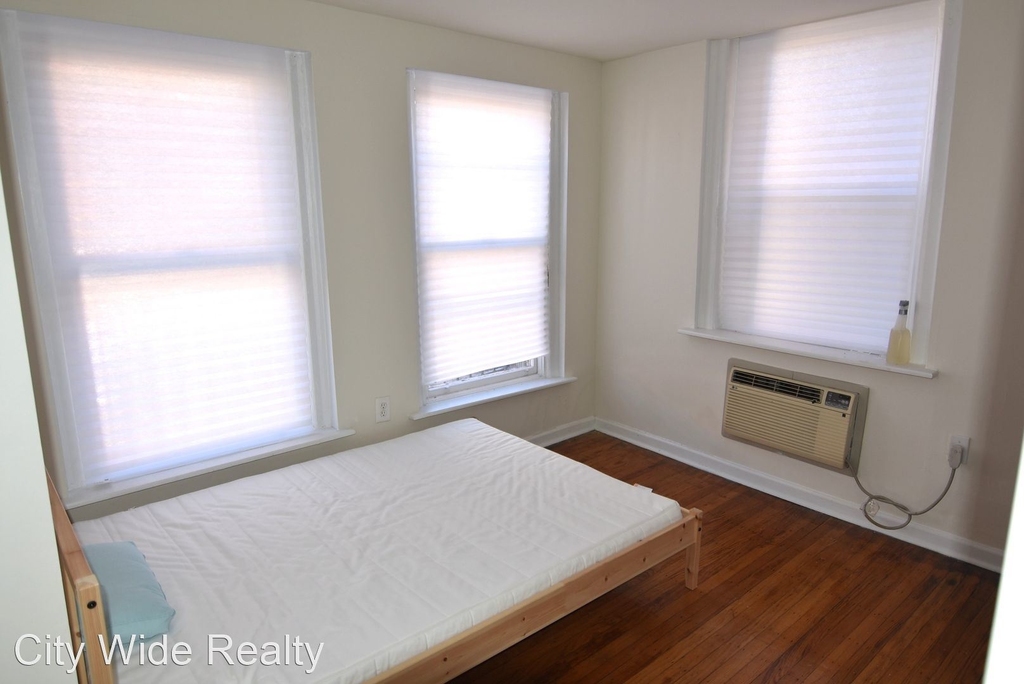 3412 Spring Garden Street - Photo 10