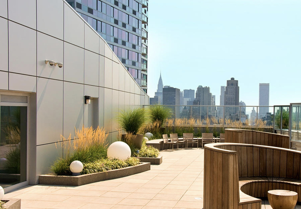 505 West 37th Street - Photo 6