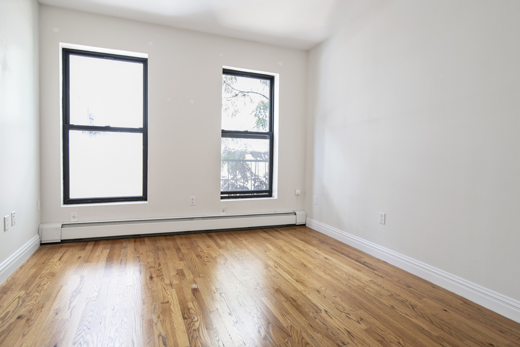 437 West 54th Street - Photo 3