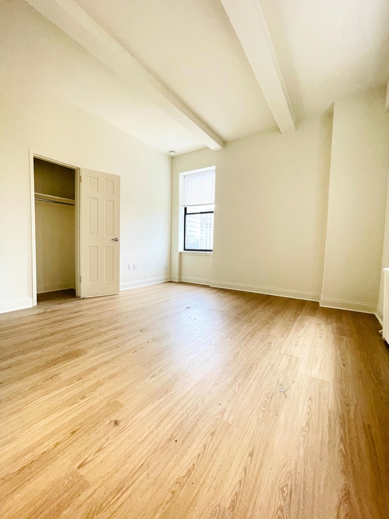 228 West 71st Street - Photo 4