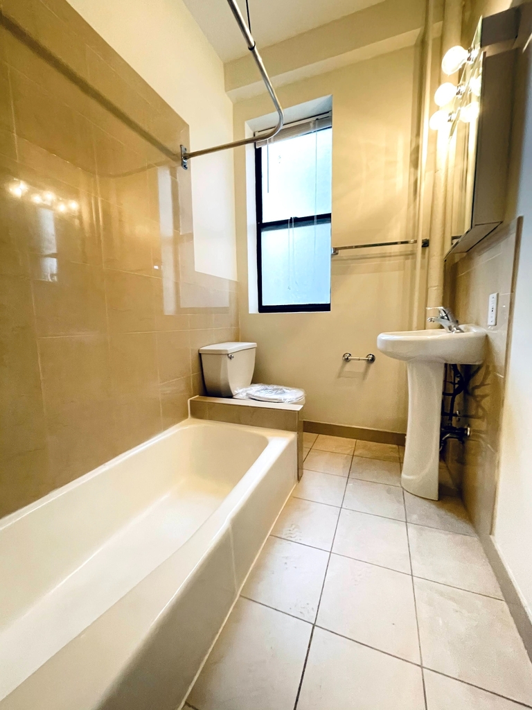 228 West 71st Street - Photo 6