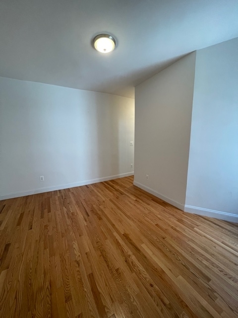 324 east 91 - Photo 4