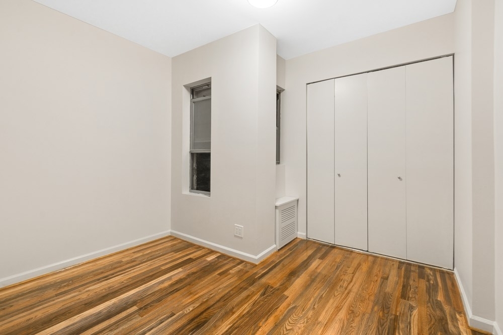 113 East 31st Street - Photo 3