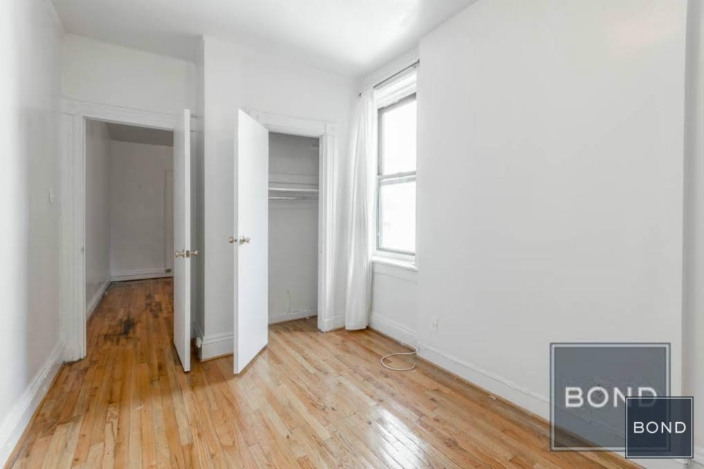 158 West 15th Street - Photo 8