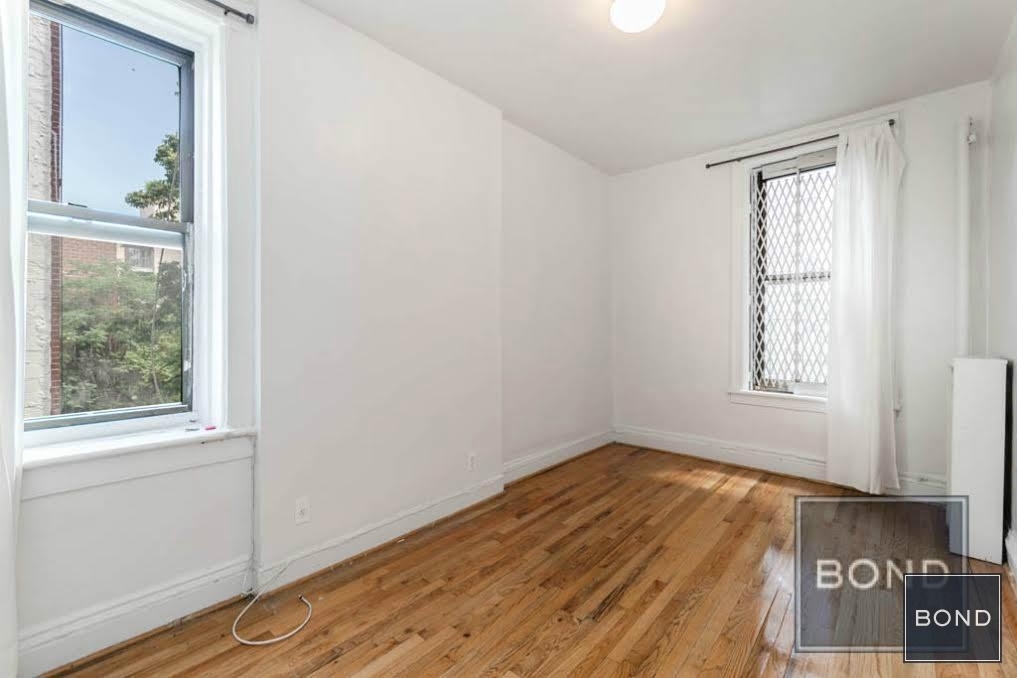 158 West 15th Street - Photo 7