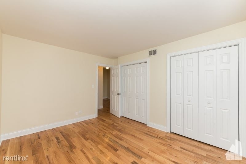 555 W Arlington Pl 402, - Photo 5