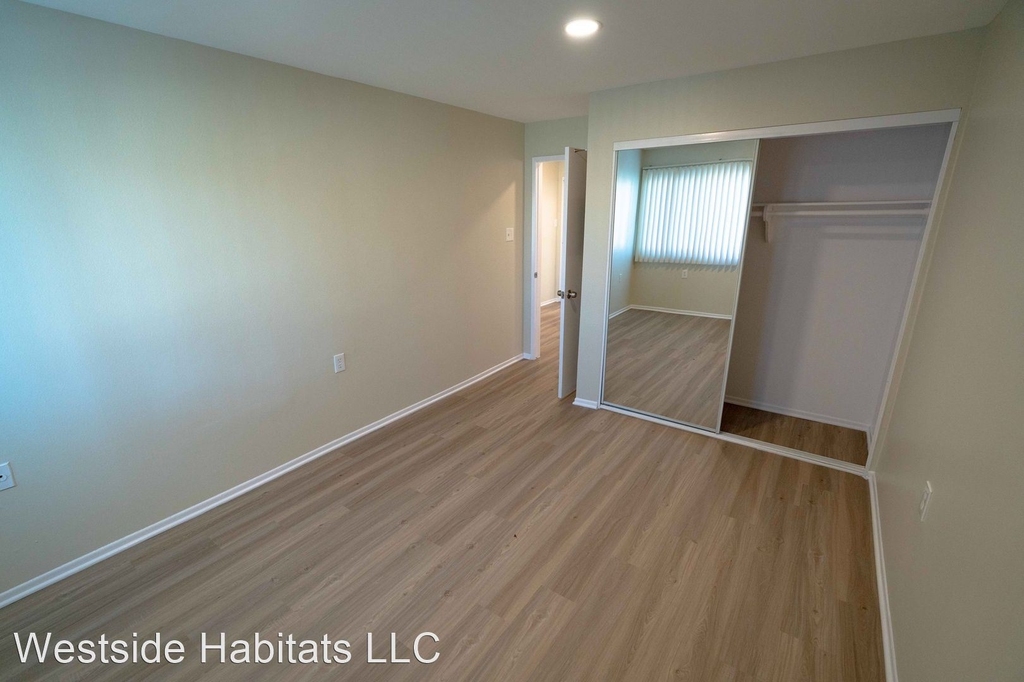 5405 Lindley Avenue - Photo 14