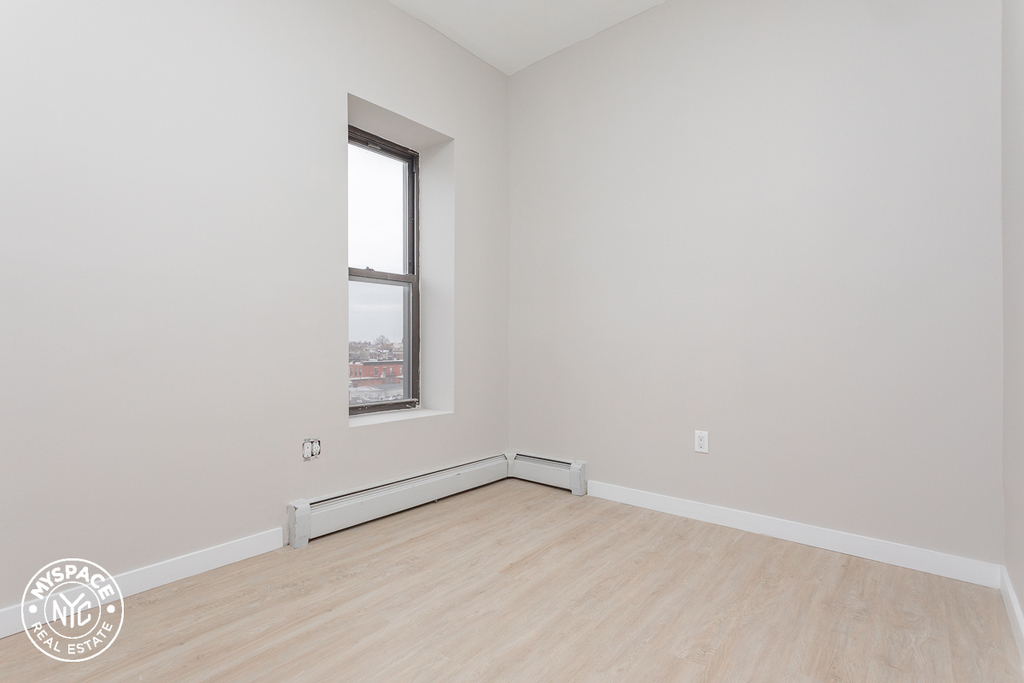 879 Dekalb Avenue - Photo 5