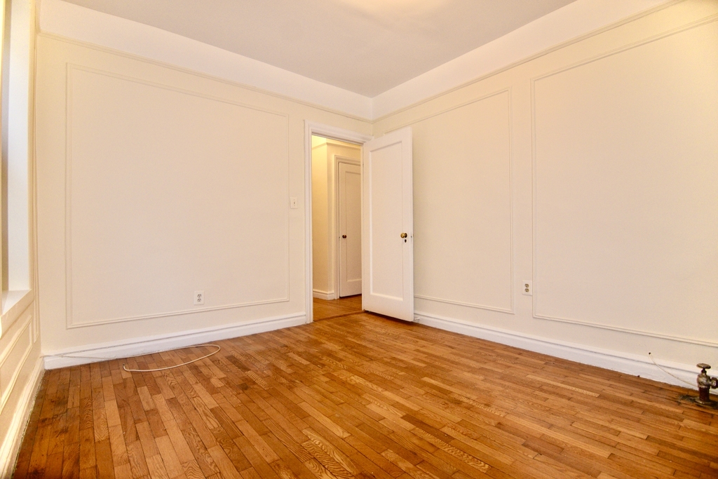 417 East 89th Street - Photo 7