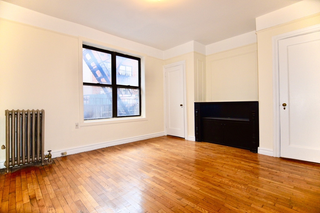 417 East 89th Street - Photo 5