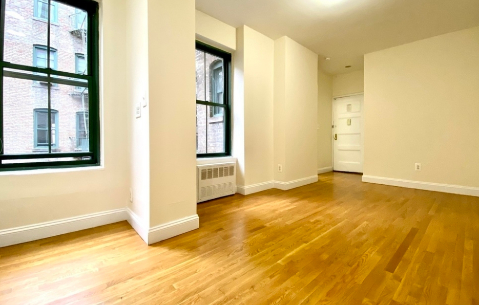 523 East 78th Street - Photo 2