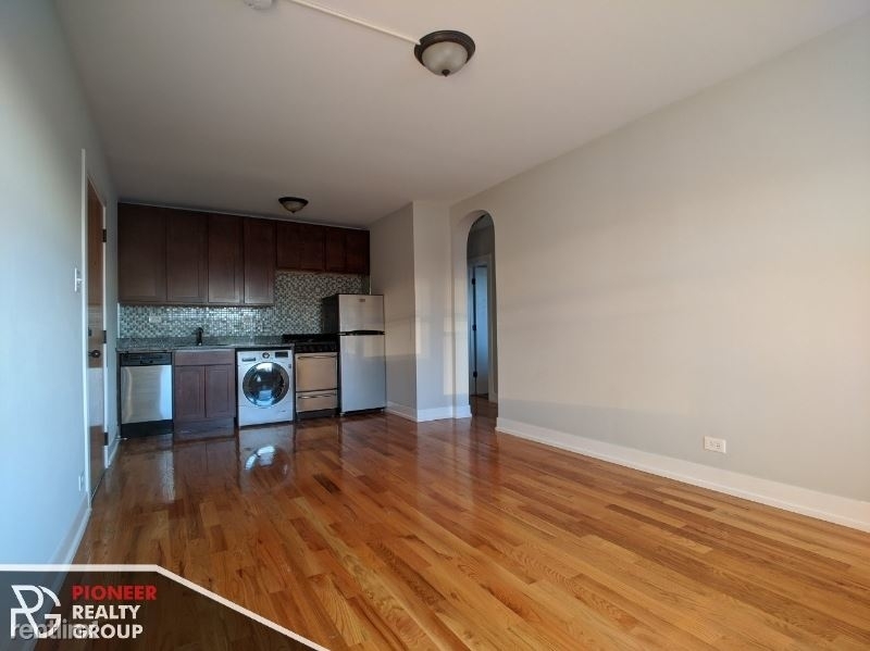 550 W Arlington Pl 710 - Photo 1