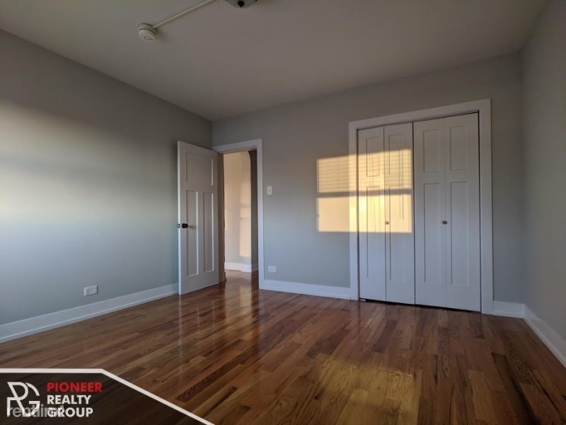 550 W Arlington Pl 710 - Photo 4