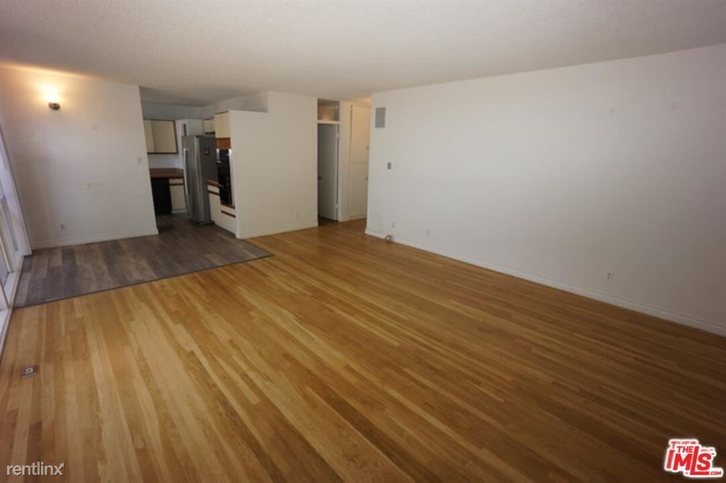 11133 Rose Ave Apt 11 - Photo 2