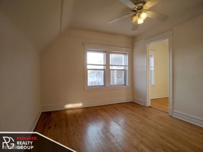 2475 N Clybourn Ave 3f - Photo 0