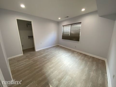 7439 Woodman Ave 40 - Photo 25