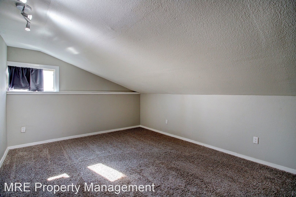 3611 Lafayette Ave - Photo 18