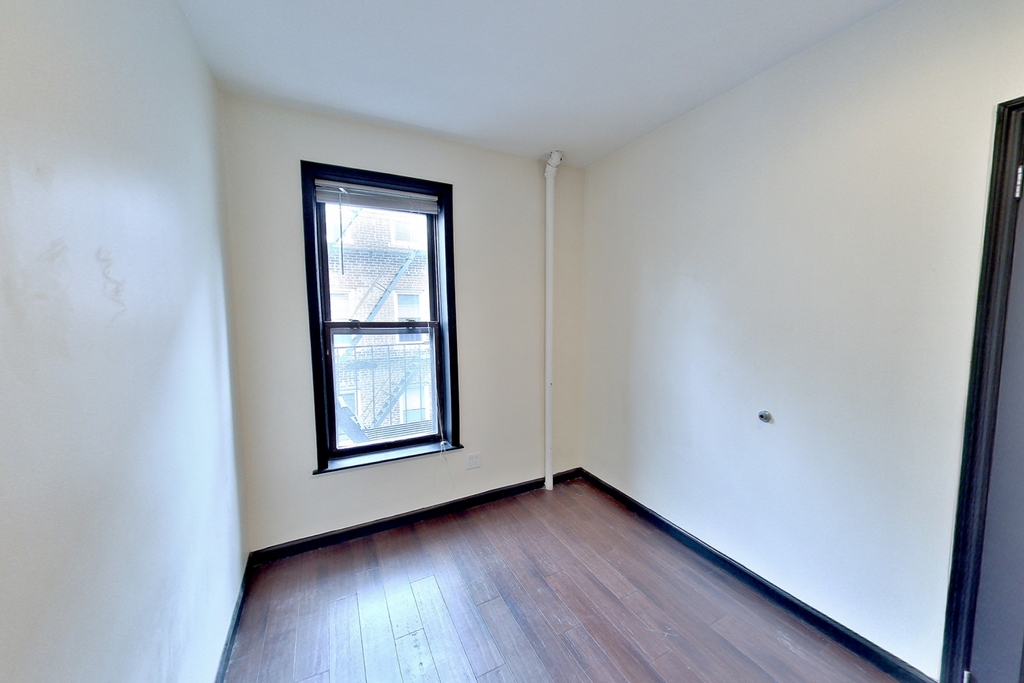 328 East 78th Street - Photo 1