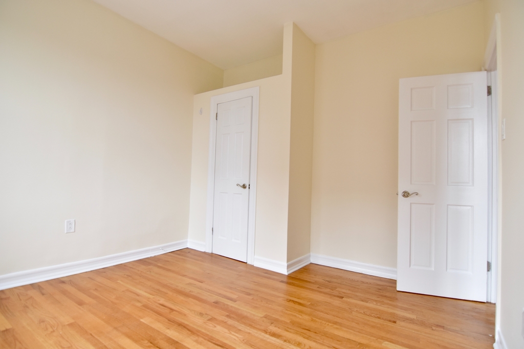 382 Wadsworth Avenue - Photo 5